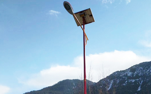 如何选择高质量的兴海太阳能路灯材料：全方位指南