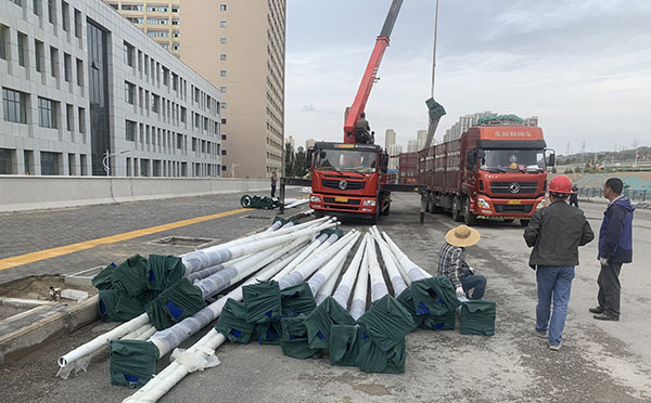 兴海太阳能路灯灯杆垂直度矫正方法与维护