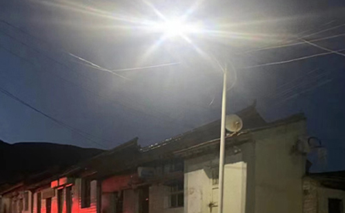 农村院子里最适合的兴海太阳能路灯亮度与安装要点 农村院子里最适合的兴海太阳能路灯亮度与安装要点