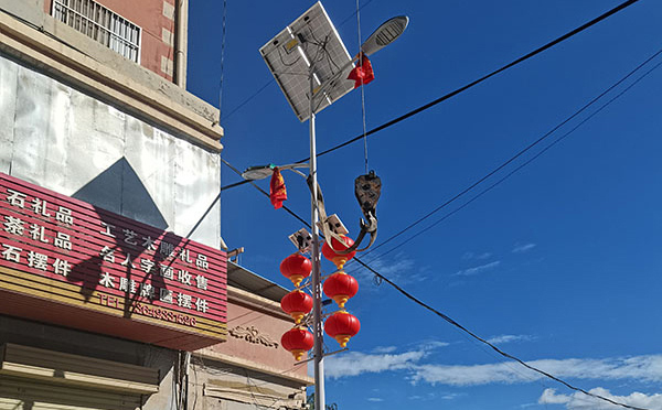 兴海智慧路灯在城市物联网系统中的集成与运维